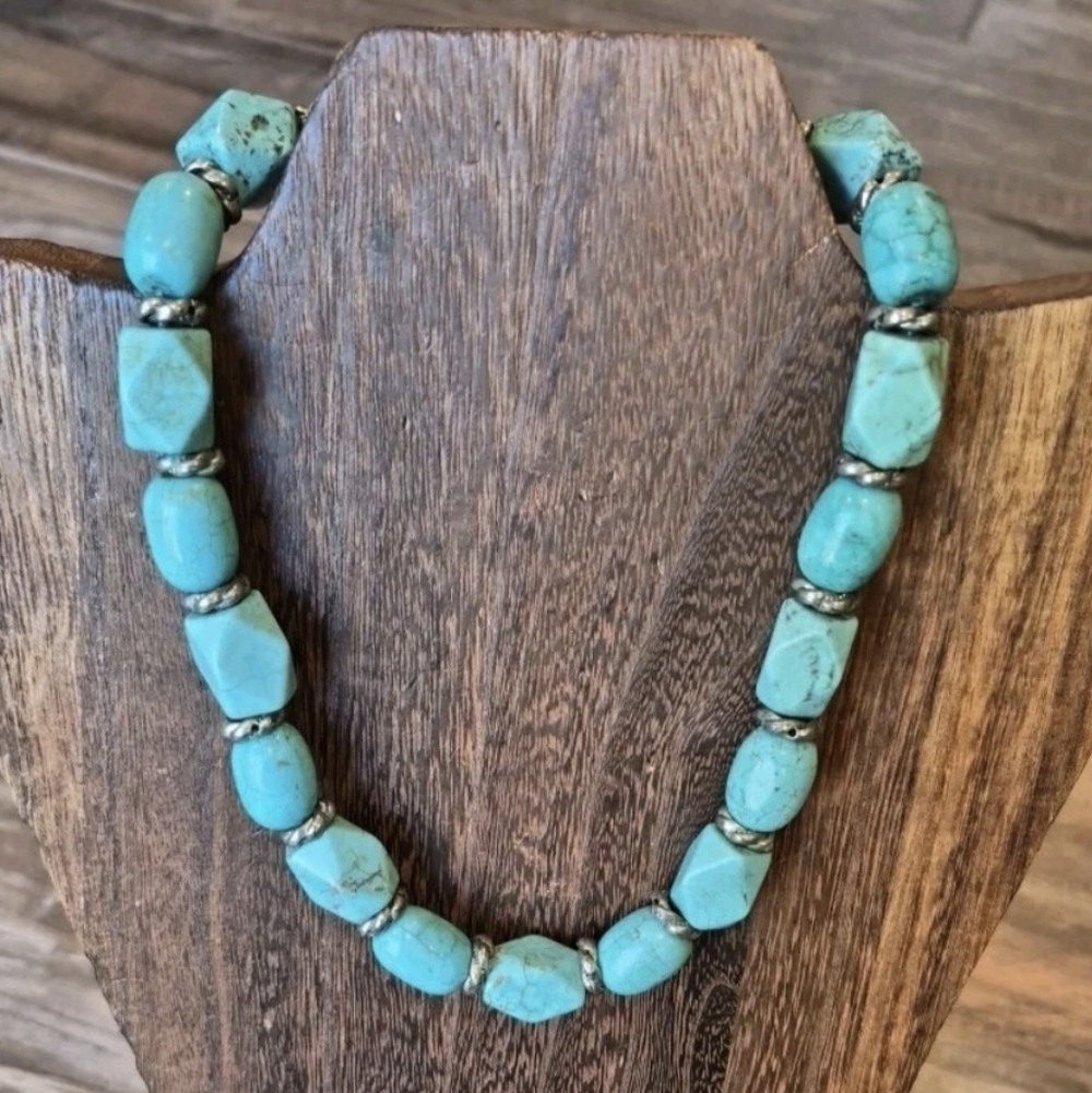 Vtg Chunky Turquoise Nugget Necklace Non-magnetic Silver Tone Spacers